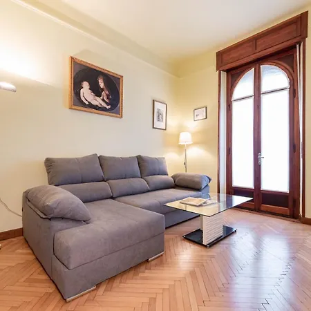 Piazza Isolo Apartment