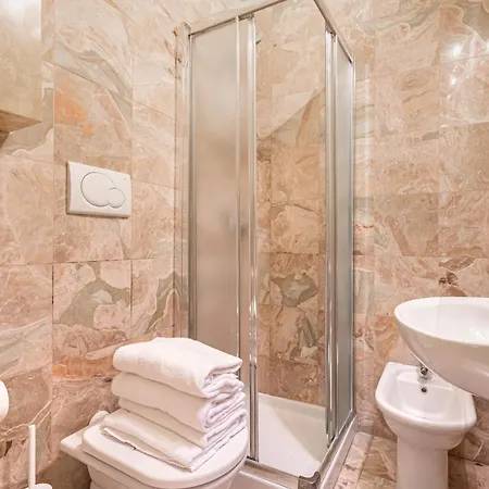 Piazza Isolo * Vérone