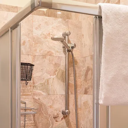 Piazza Isolo Appartement